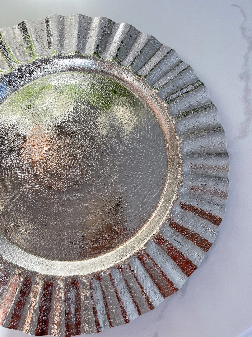 Inspire Me! Home Decor Silver Ripple Charger Plate