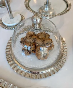 Inspire Me! Home Decor Gold Cake Dome With Ripple Edge (2 Colors)