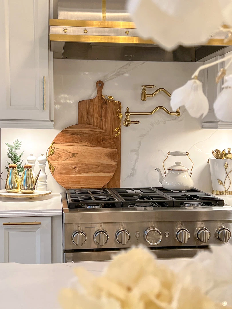 Inspire Me! Home Decor Large Wood Charcuterie Board Leaf Design (2 Styles)