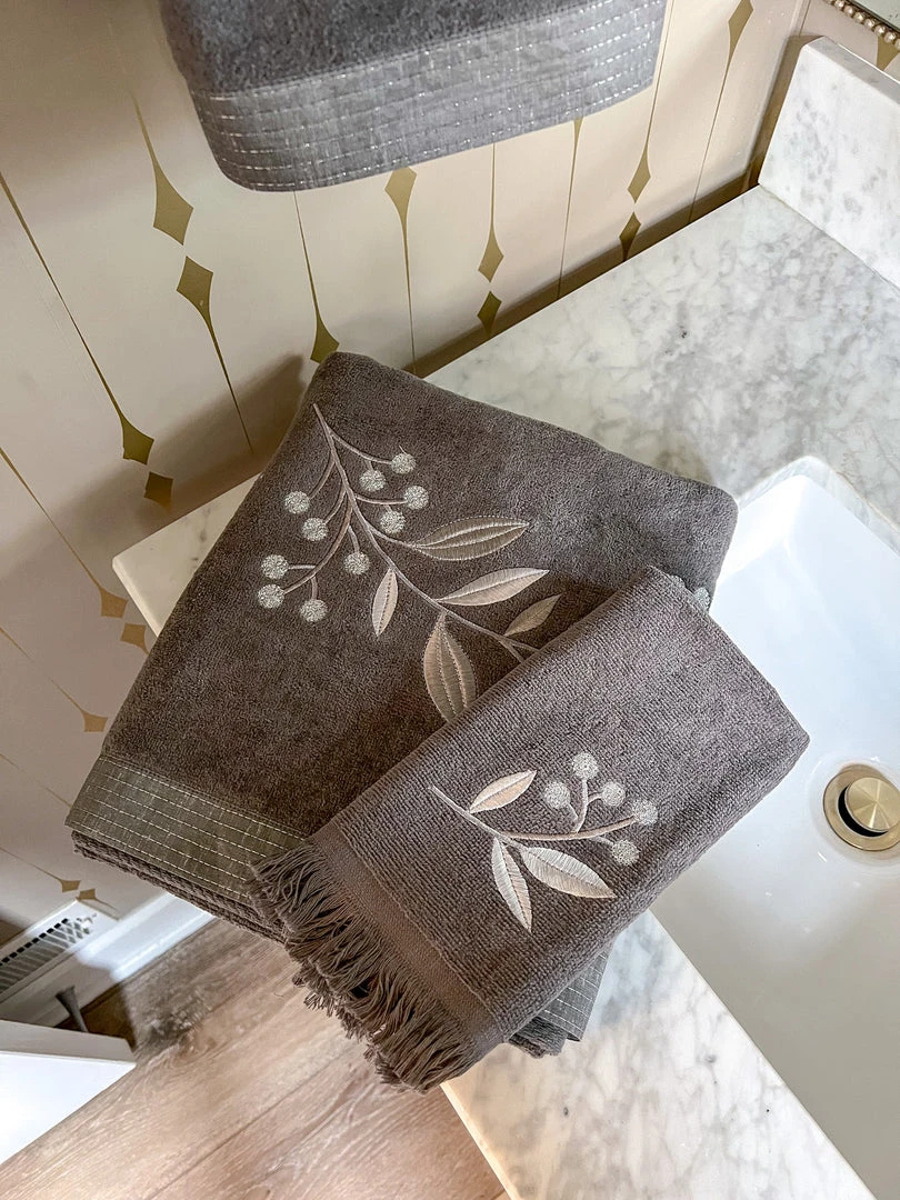 Inspire Me! Home Decor BATHROOM Granite Towel With Leaf & Vine Pattern (3 Sizes)