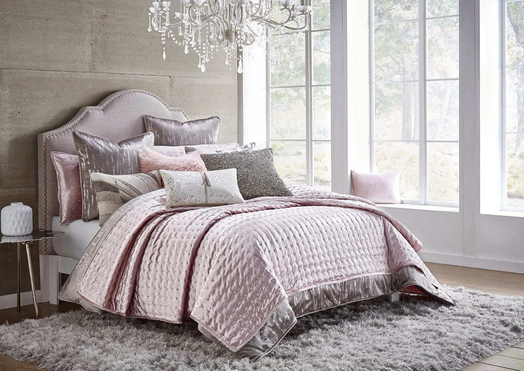Cloud9d Prato Pink Quilt Set (2 Sizes)