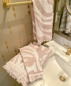 Inspire Me! Home Decor Blush Pink Heathered Stripe Towel (3 Sizes)