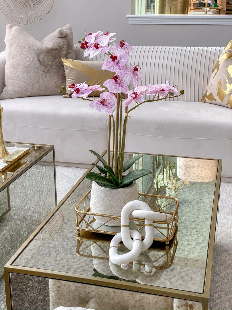 Inspire Me! Home Decor Set Of 2 Gold Mirrored Trays