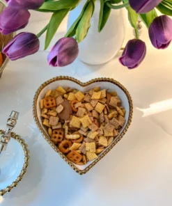 Inspire Me! Home Decor Gold Heart Bowl (2 Colors)