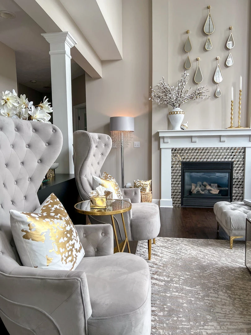 Inspire Me! Home Decor White Ceramic Ginger Jar With Stunning Gold Chain Details (3 Sizes)