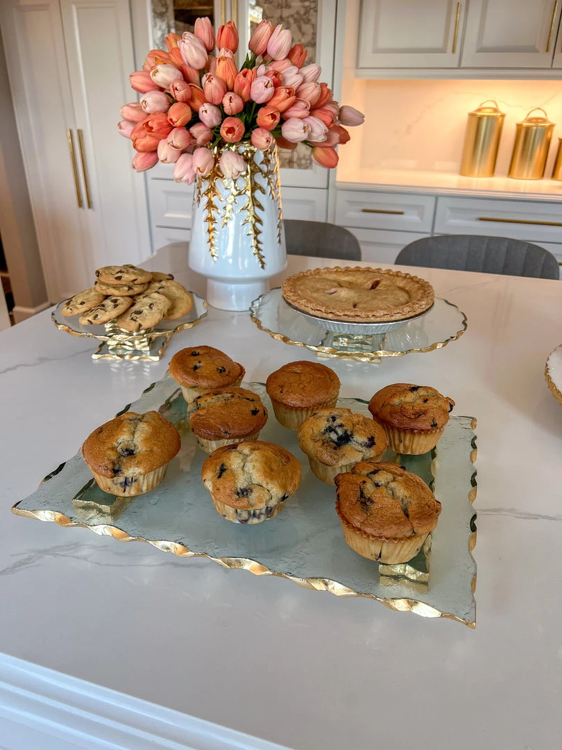 Inspire Me! Home Decor Stacked Glass Cake Stand With Textured Gold Rim (2 Sizes )