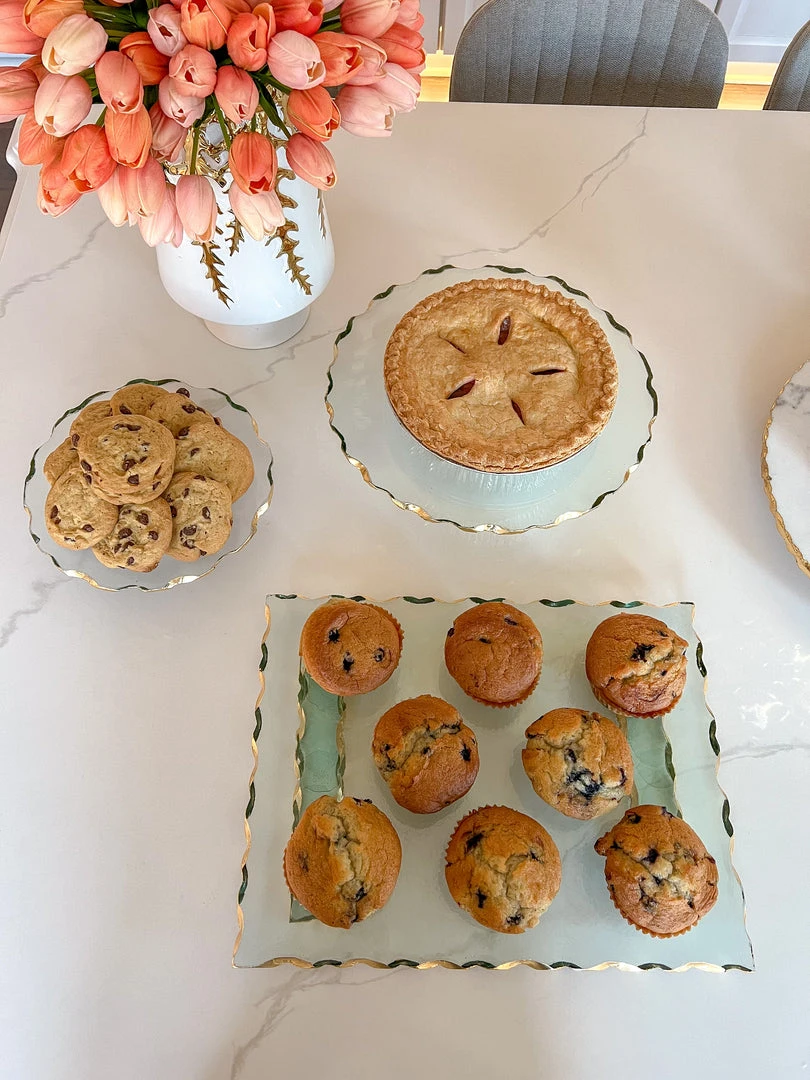 Inspire Me! Home Decor Stacked Glass Cake Stand With Textured Gold Rim (2 Sizes )