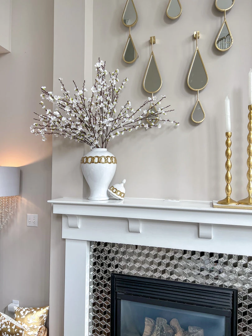 Inspire Me! Home Decor White Ceramic Ginger Jar With Stunning Gold Chain Details (3 Sizes)