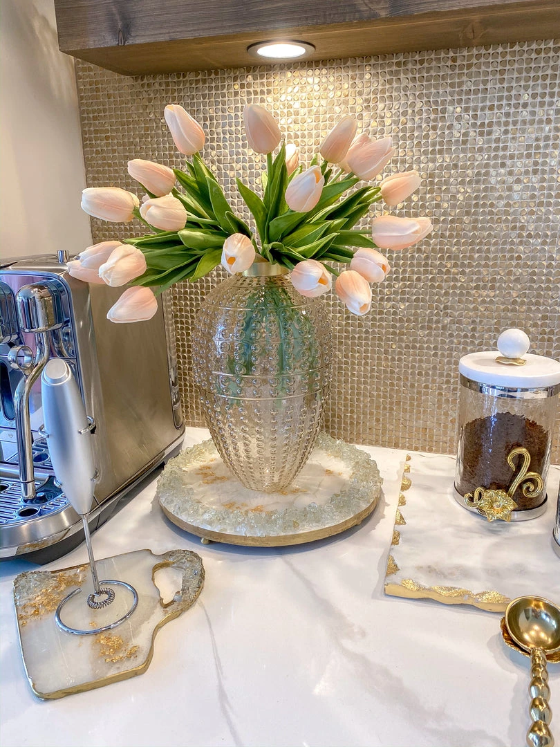 Inspire Me! Home Decor Round White Resin Tray/Trivet